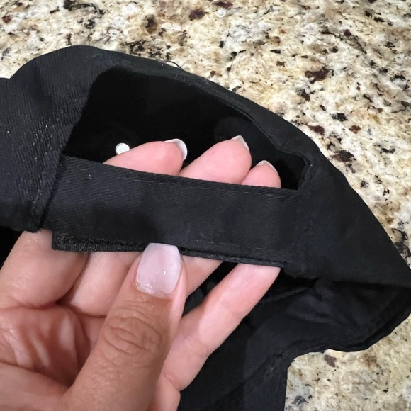 Disney Minnie Mouse Ears Baseball Hat with Bow – OSFM Velcro Adjustable - Picture 4 of 4